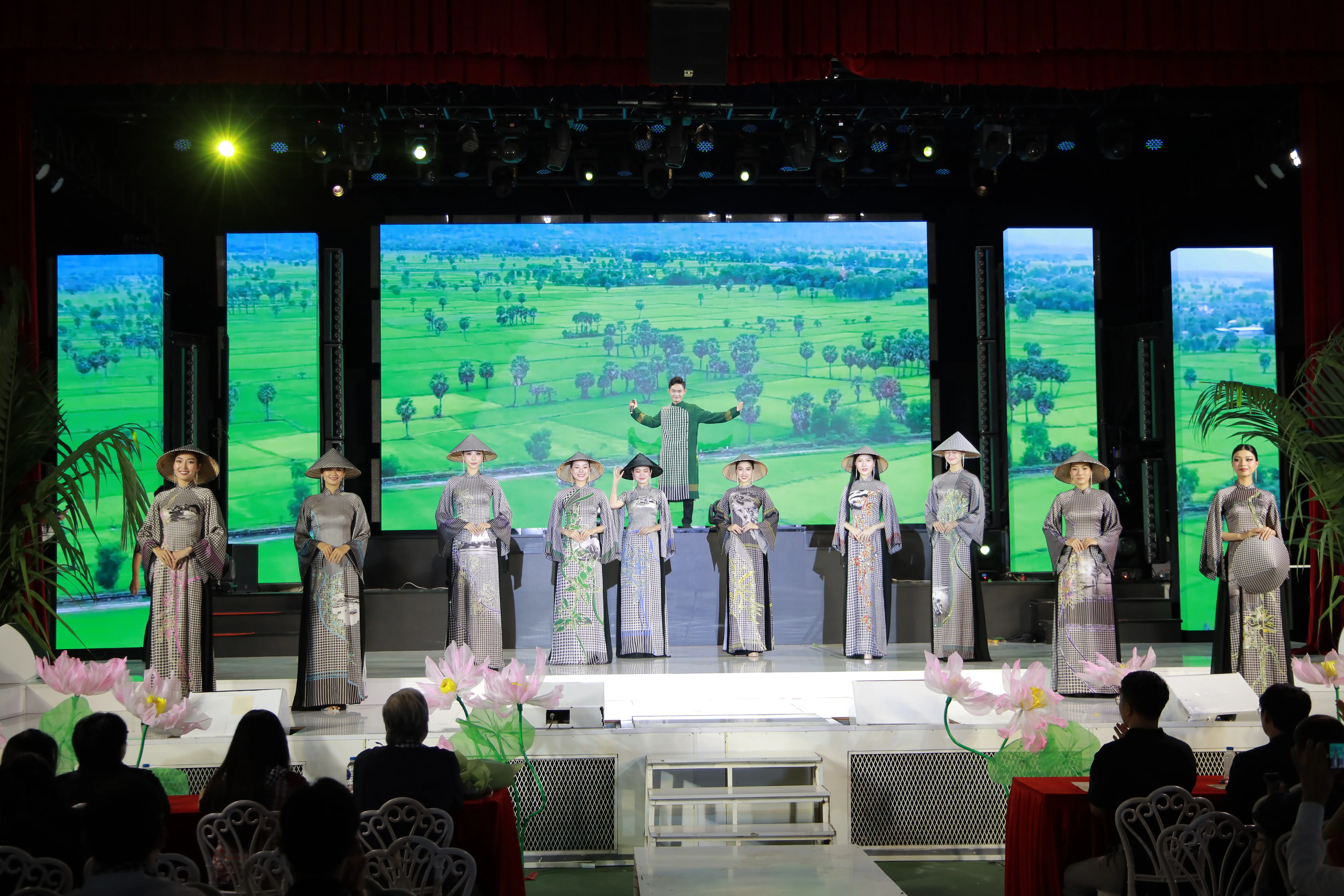 TourBizVn Tin tức online cập nhập 247